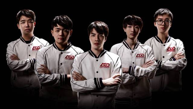 坛增添了光 坛增添了光