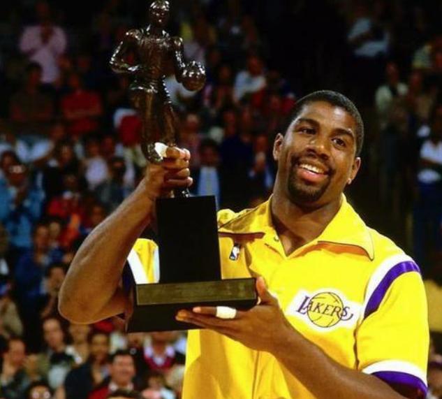 却稳住了马 却稳住了马